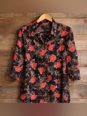 Maggie Barnes 22W Polyester Faux Lined Floral Paisley Leaf Pattern Button Blouse